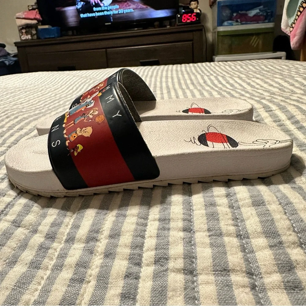 Tommy Jeans A New‎ Legazy Cast Slide Boys Shoes Size 1 Used